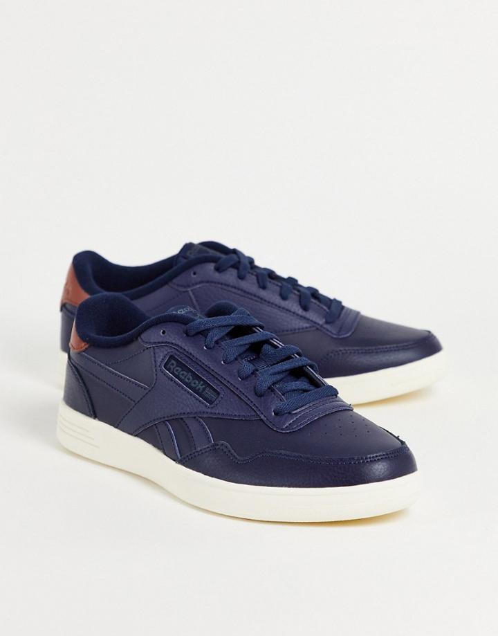 Reebok Club Memt Sneakers In Vector Navy