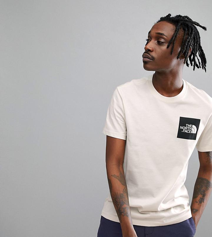 The North Face Fine T-shirt Square Logo Exclusive To Asos In Vintage White - Cream