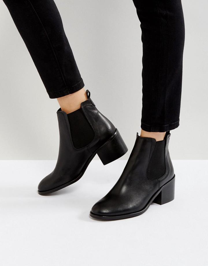 Depp Leather Chelsea Boot - Black