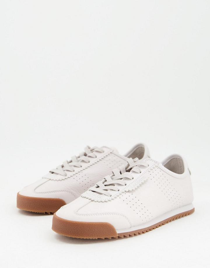 Lacoste Ascenta Lace Up Sneakers In White