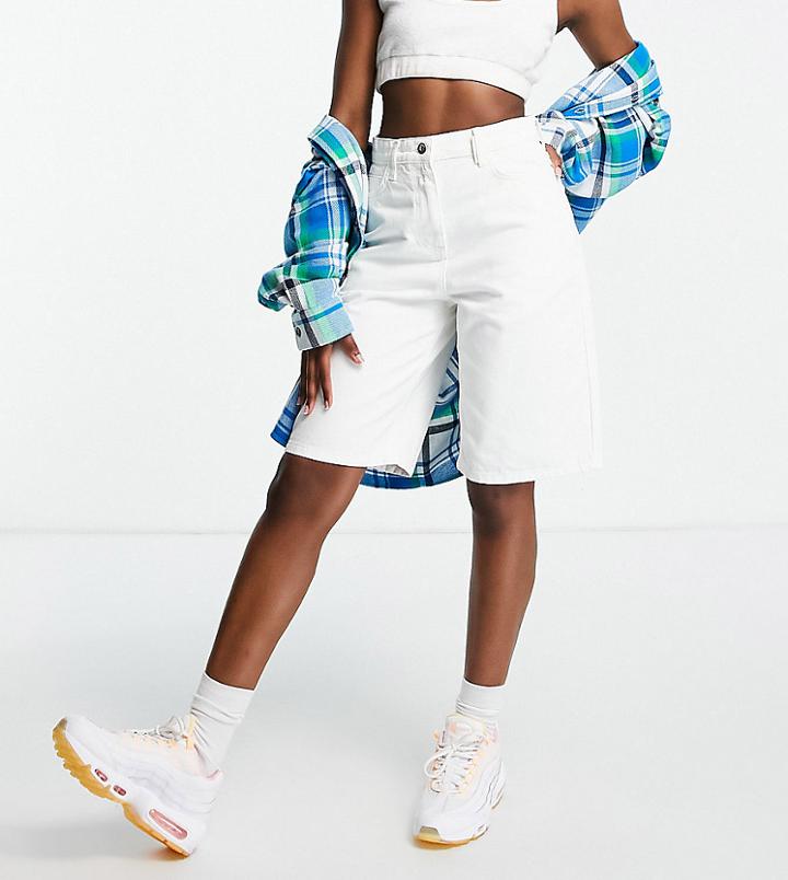 Collusion 90s Baggy Extreme Dad Shorts In White