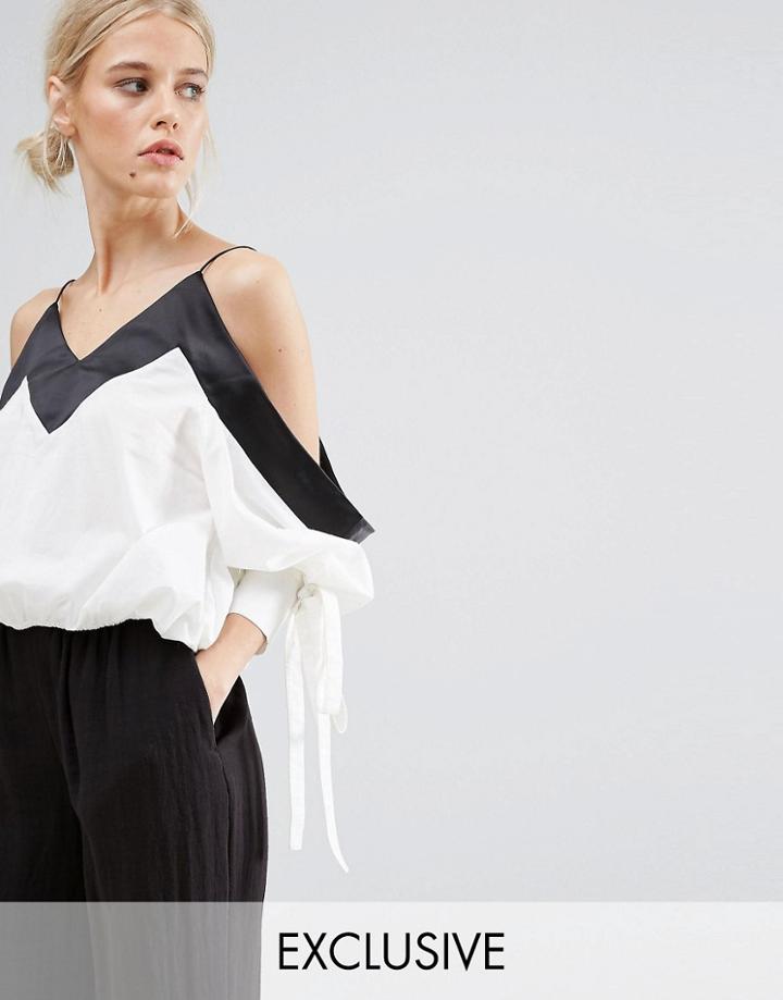 Zacro Cold Shoulder Cropped Blouse With Sleeve Detail - White