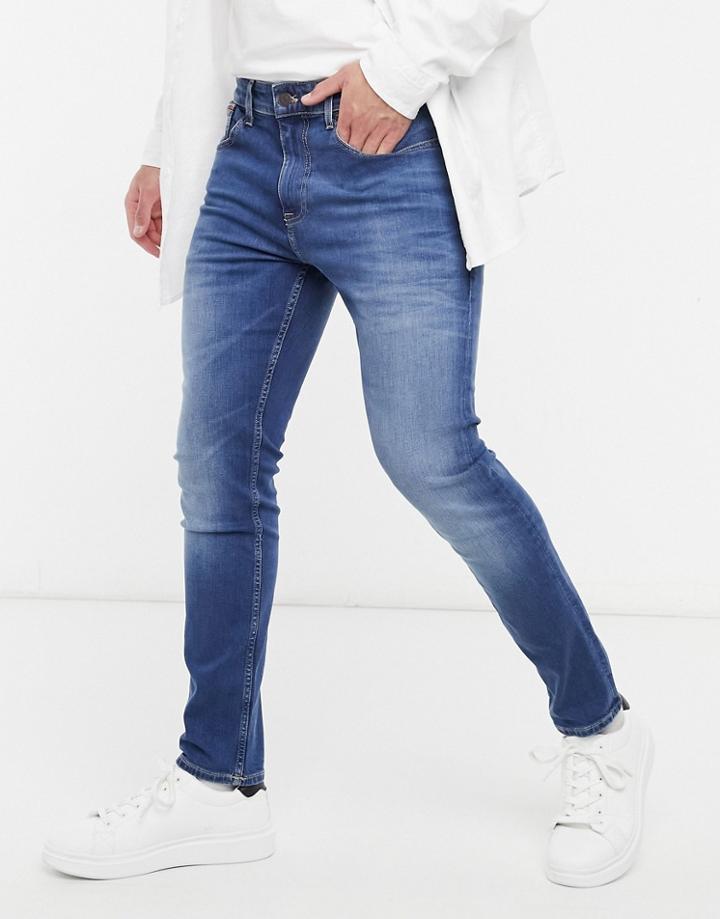 Tommy Jeans Austin Slim Tapered Jeans In Mid Wash-blues