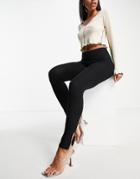 I Saw It First Ruched Bum Side Split Legging In Black