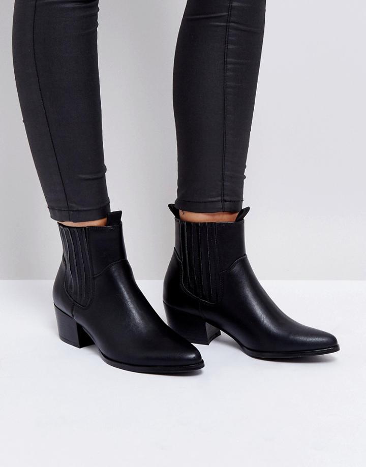 Truffle Collection Western Chelsea Boot - Black