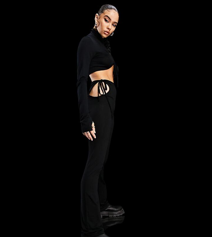 Asyou Tie Side Coordinating Flares With Cut-out In Black