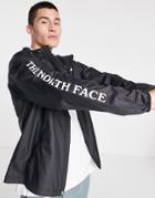 The North Face Cyclone Graphic Jacket In Black