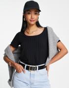 Vero Moda Ribbed Scoop Neck T-shirt In Black