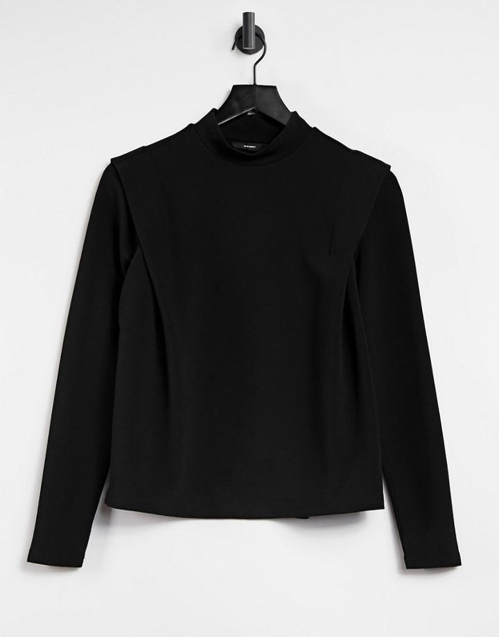 Vero Moda Padded Top With Shoulder Detail In Black