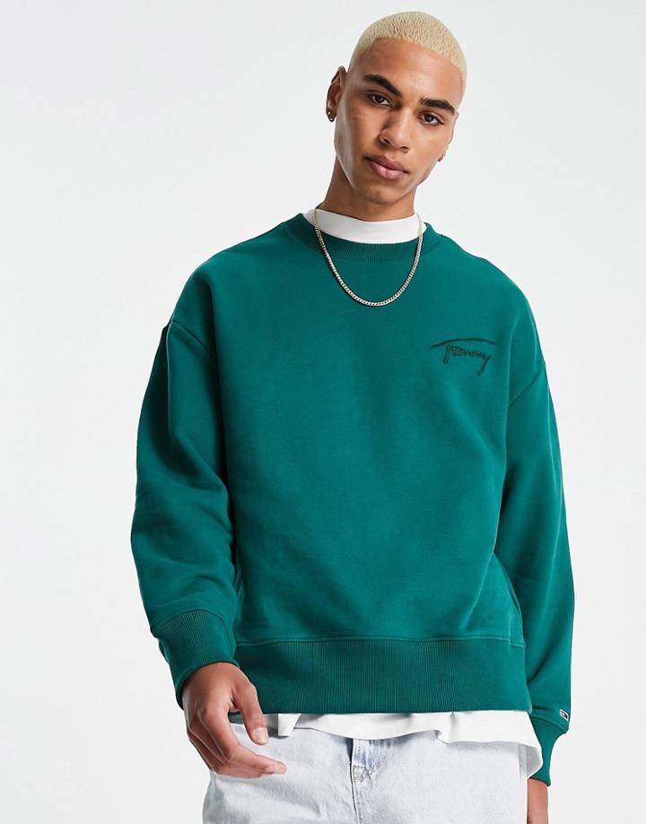 Tommy Jeans Signature Logo Relaxed Fit Sweatshirt In Green