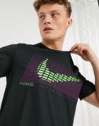 Nike Training Hyper Dry Graphic T-shirt In Black
