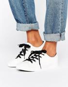 New Look Leather Look Contrast Lace Sneaker - White