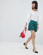 Esprit Bird Print Contrast Pipe Shorts - Green