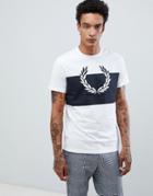 Fred Perry Laurel Wreath Print T-shirt In White - White