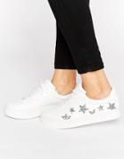 New Look Star Lace Up Sneaker - White