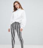 Ellesse Leggings With Side Logo In Houndstooth - White