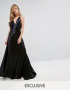 Fame And Partners Premium Metallic Gown With Fishtail - Black