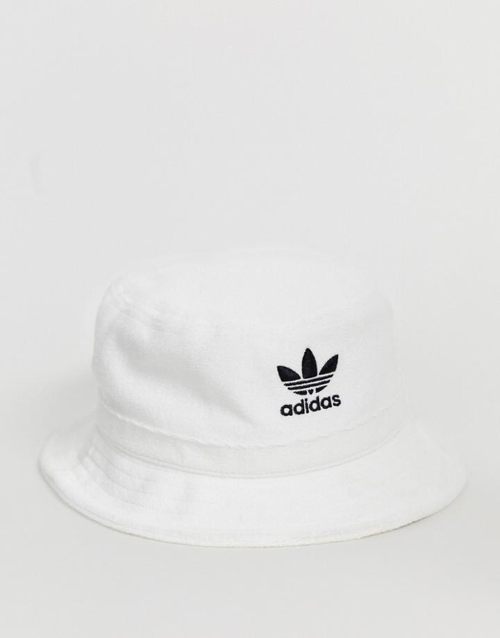 Adidas Originals Bucket Hat In White - White