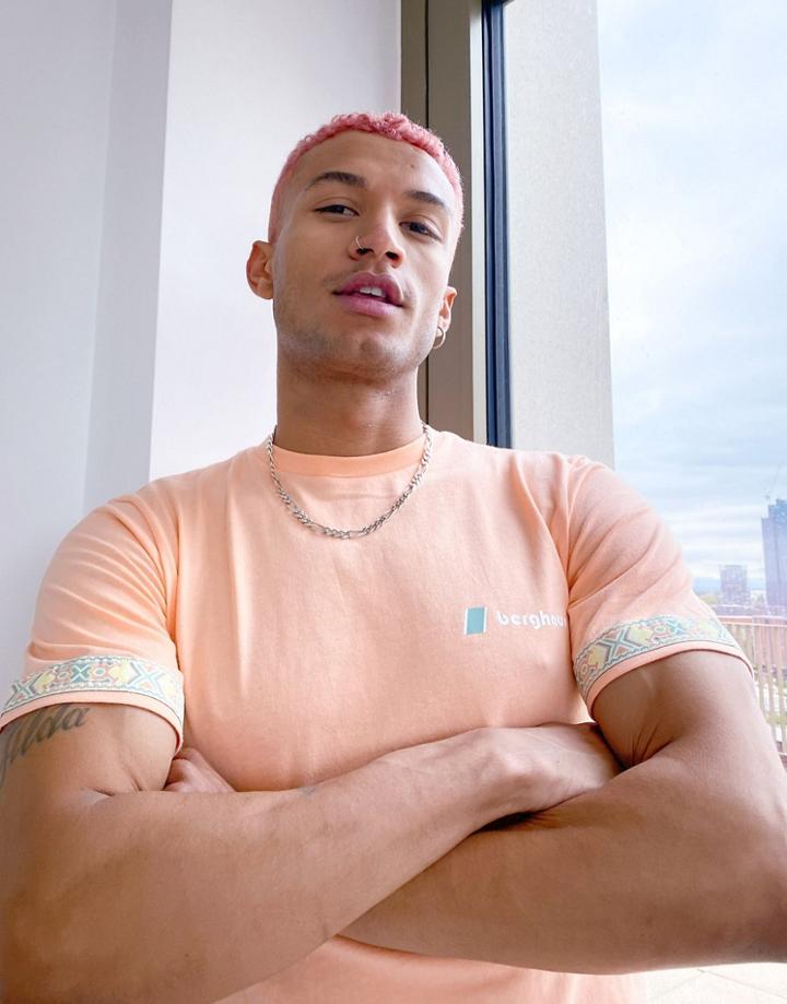 Berghaus Tramantana T-shirt In Pink