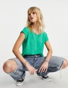 Only Vica Short Sleeve Curved Hem Top In Green