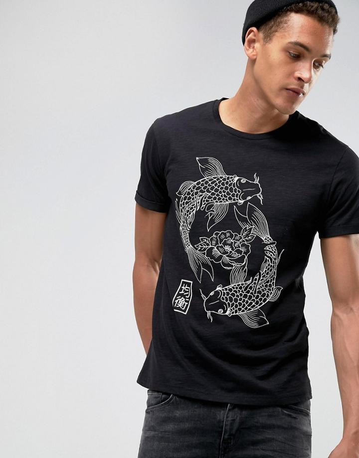 Solid T-shirt With Koi Carp Print - Black