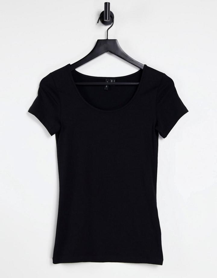 Vero Moda Organic Cotton Scoop Neck Fitted T-shirt In Black
