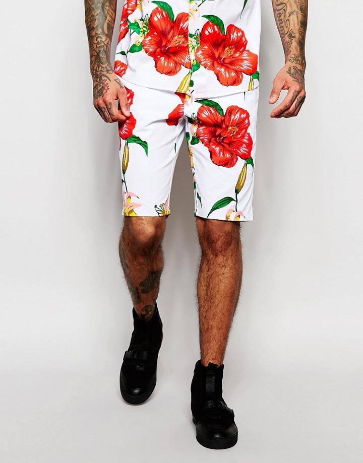 Heros Heroine Chinos Shorts In Floral Print - White