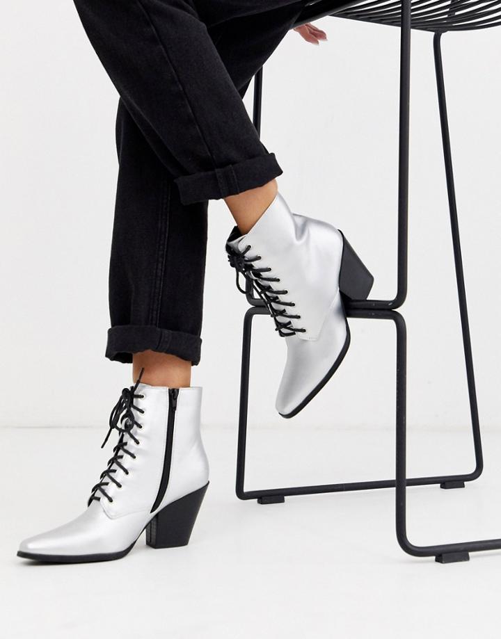 London Rebel Heeled Western Boots In Silver Foil