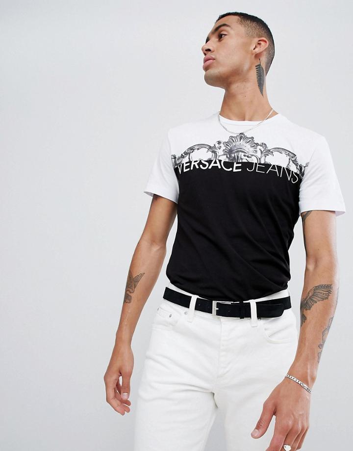 Versace Jeans T-shirt With Logo Print - Black