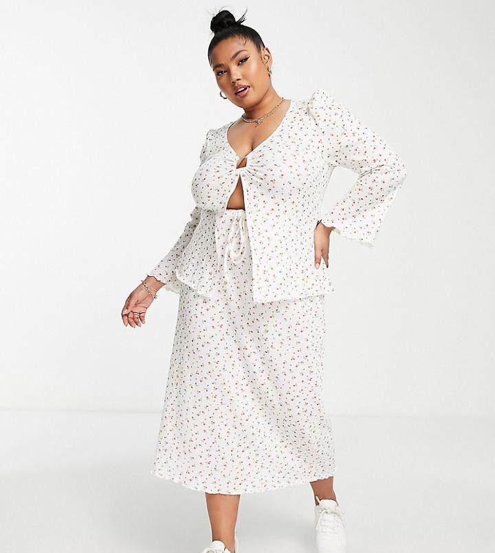 The Frolic Plus Ditsy Print Pique Front-detail Top In White - Part Of A Set