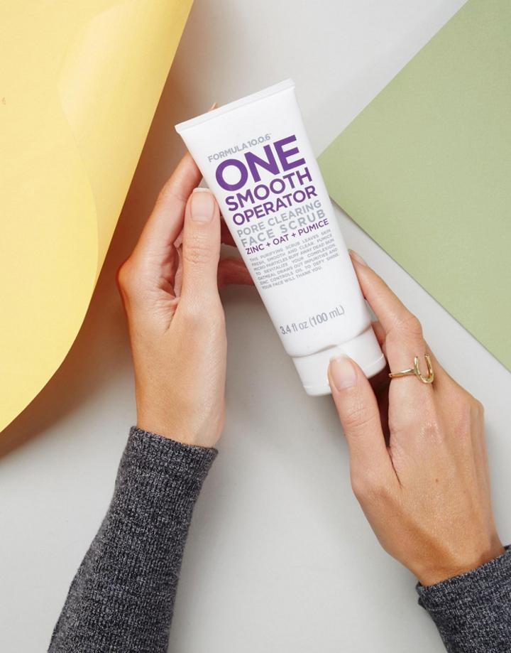Formula 10.0.6 One Smooth Operator - Pore Clearing Face Scrub 100ml - Clear