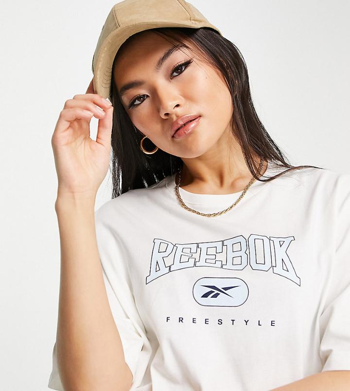 Reebok Freestyle Oversized T-shirt In Off White