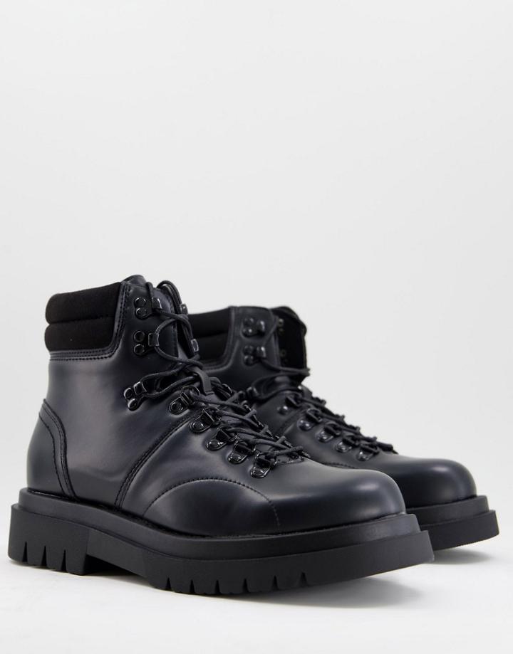 Truffle Collection Hiker Boots With Collar In Black Faux Leather