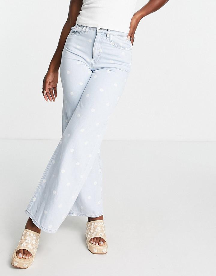 Only Wide Leg Jeans In Light Wash With Daisy Print-blue