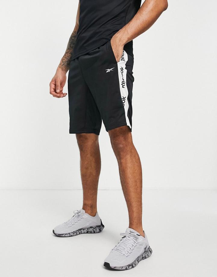 Reebok Training Essentials Linear Logo Shorts In Black