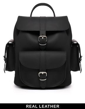 Grafea Hari Backpack In Black - Black