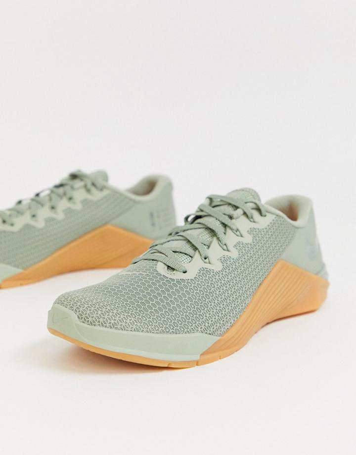 Nike Training Metcon 5 Sneakers In Green