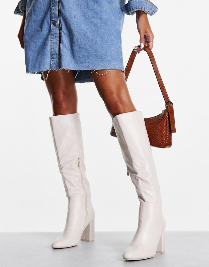 Schuh Dakota Heeled Knee Boots In Off White