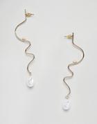 Asos Design Earrings In Swiggle Design With Faux Freshwater Pearl In Gold - Silver