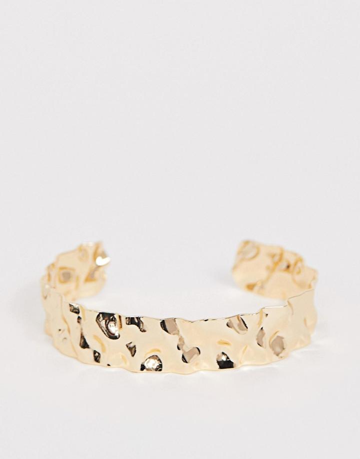 Asos Design Cuff Bracelet In Hammered Molten Design In Gold Tone - Gold