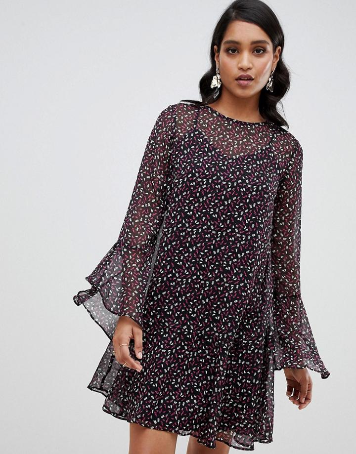 Yas Printed Swing Dress With Fluted Sleeve Detail - Multi