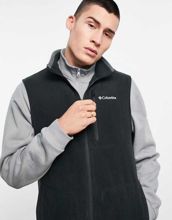 Columbia Fast Trek Fleece Vest In Black