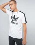 Adidas Originals Berlin Trefoil Logo T-shirt In White Bj9872 - White
