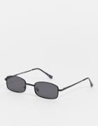 Pieces 90s Small Oval Sunglasses In Black