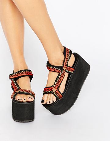 Yru Pulse Strap Mega Flatform Sandals - Flame