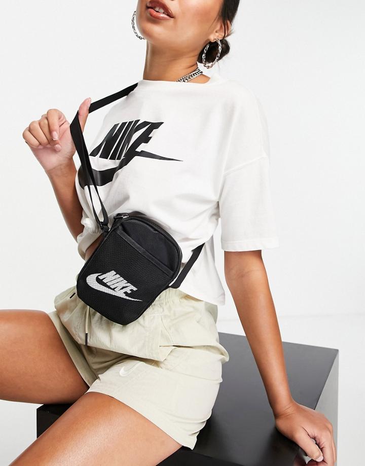 Nike Heritage Small Crossbody Bag In Black
