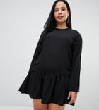 Prettylittlething Plus Long Sleeved Drop Hem Shift Dress In Black - Black