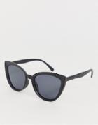 Aj Morgan Oversized Cat Eye Sunglasses In Black