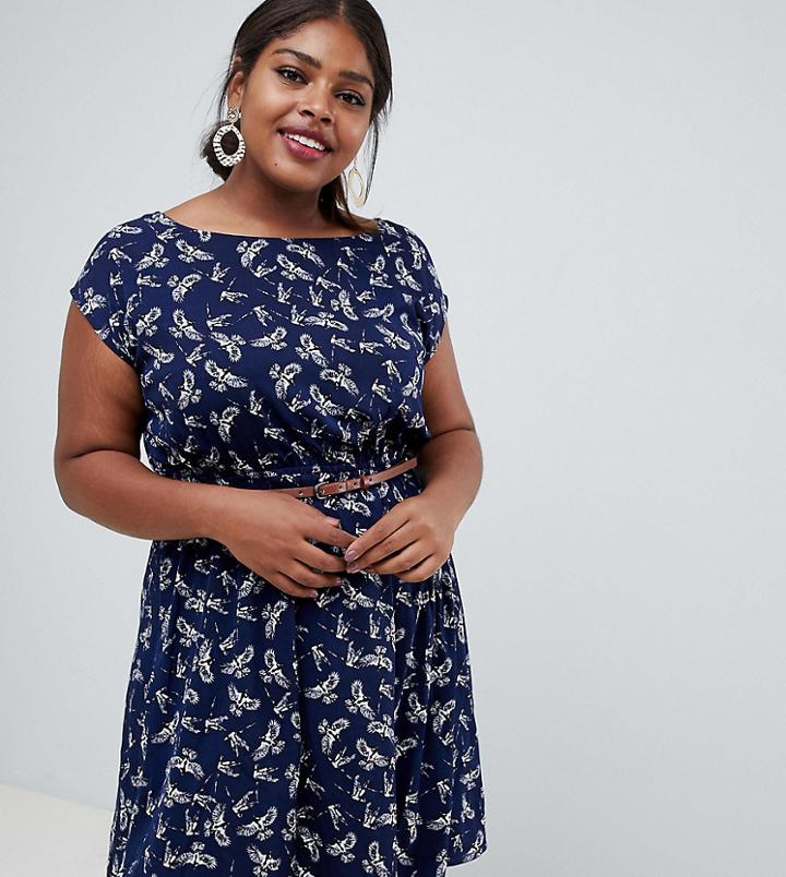 Yumi Plus Belted Dress In Bird Print - Navy