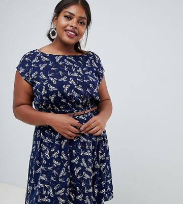 Yumi Plus Belted Dress In Bird Print - Navy